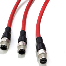 Un cable blindado CC-LINK de conector macho codificado